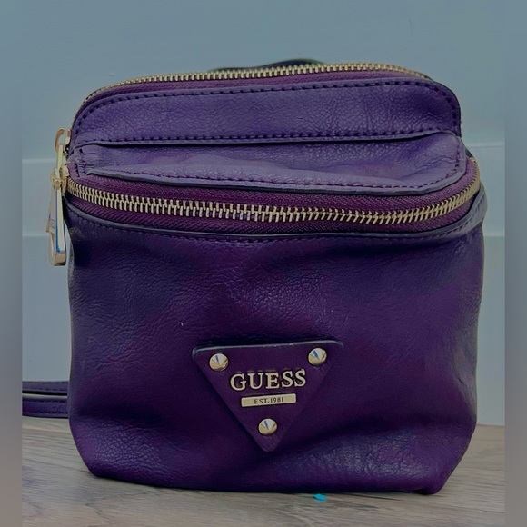 Vintage Leather Guess Bag - Picture 4 of 6